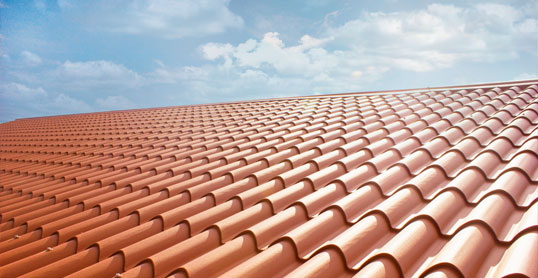 Principais motivos para efetuar a limpeza de telhados Oeiras